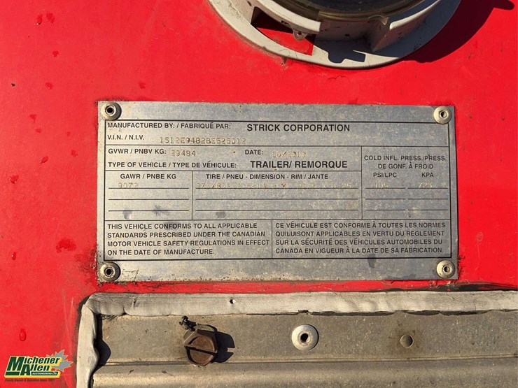 2011-strick-trailer-image-9