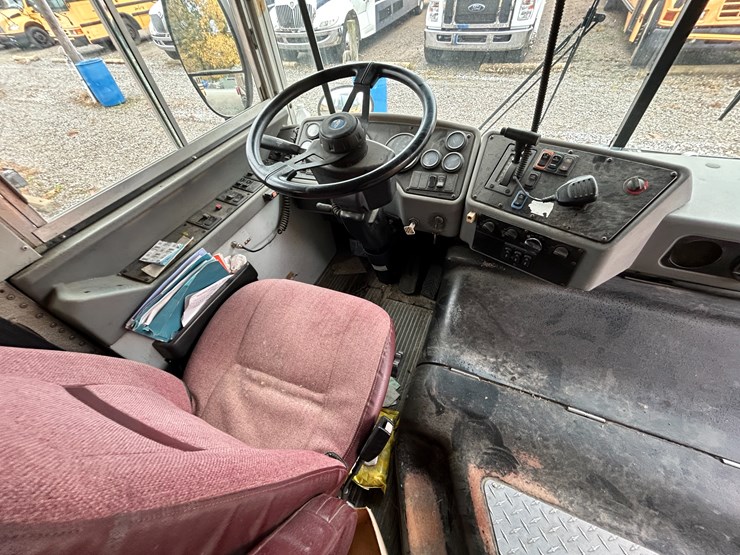 2006-caterpillar-c7-image-37