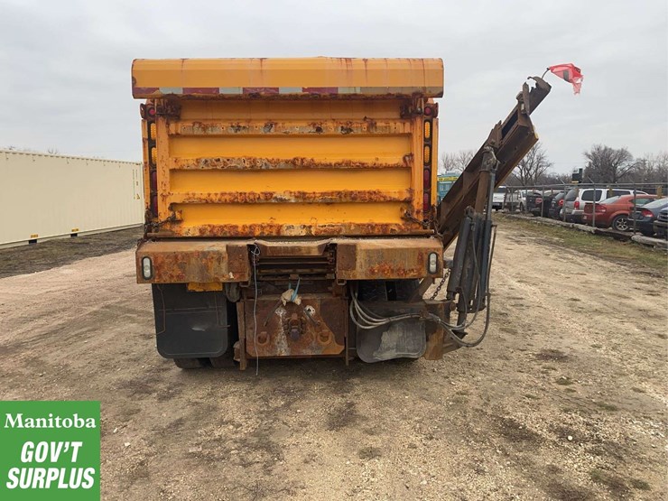 2011-international-workstar-7600-image-10