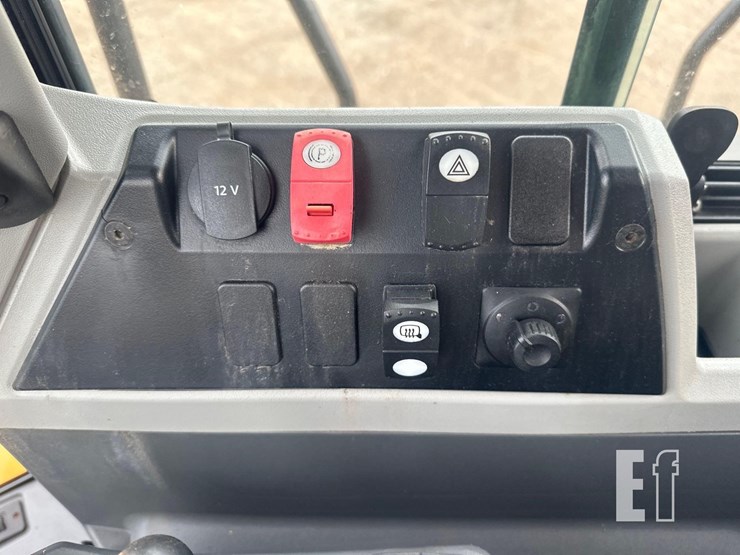 2020-caterpillar-962m-image-23