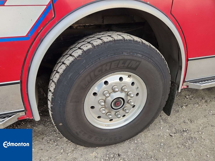 2005-spartan-gladiator-image-48