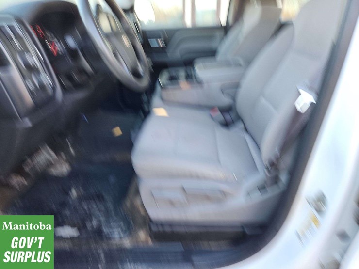 2017-chevrolet-silverado-1500-image-11