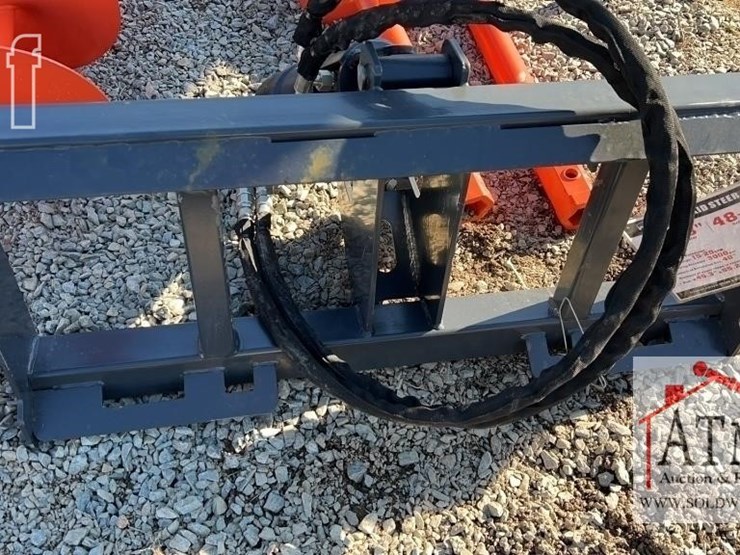 new-wig-auger-drive-&-bit---skidsteer-attachment-image-3