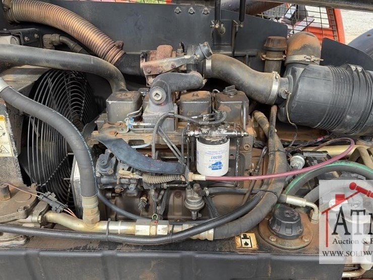 lull-644e-42-image-18