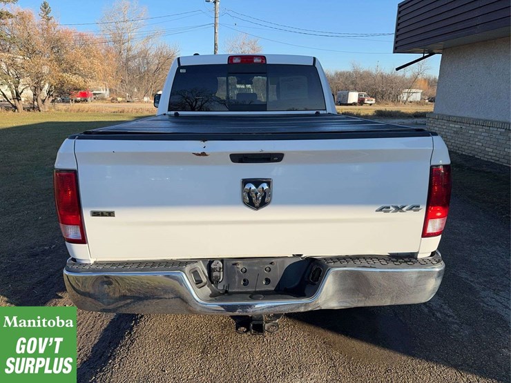 2017-dodge-1500-image-6