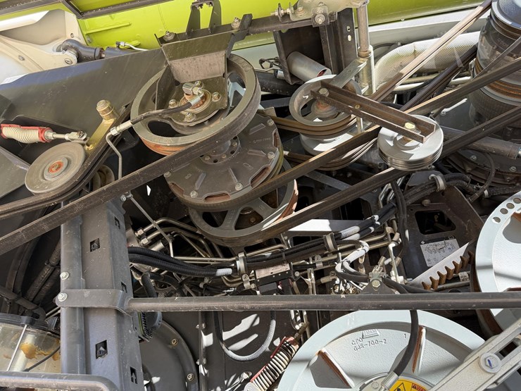 2022-claas-lexion-7500-image-41