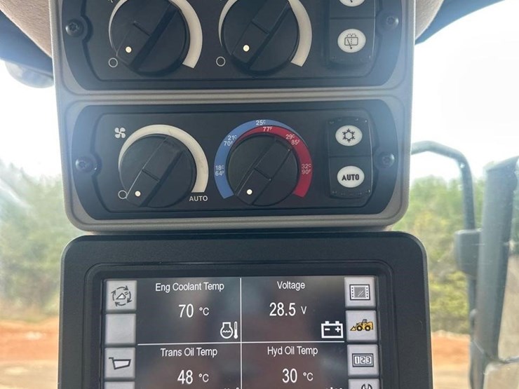 2020-caterpillar-962m-image-25