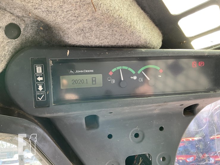 2017-deere-331g-image-20