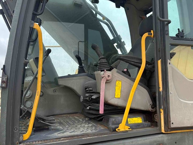 volvo-ec460cl-image-18