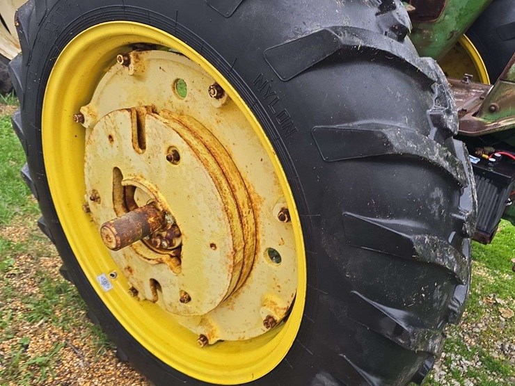 2023-john-deere-3010-image-15