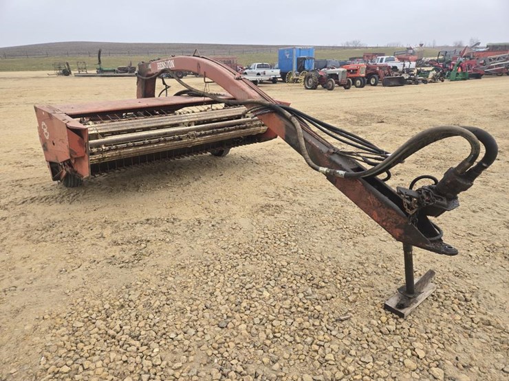 hesston-1010-image-1