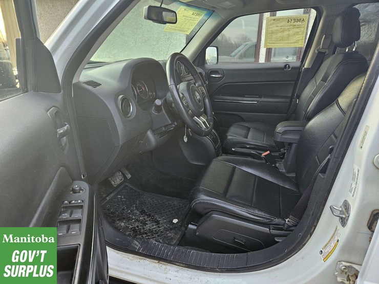 2014-jeep-patriot-image-30