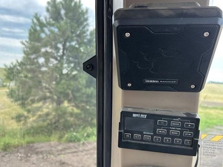 2000-case-570m-xt-image-43