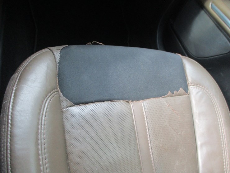 2014-lincoln-mkz-sedan,-image-10