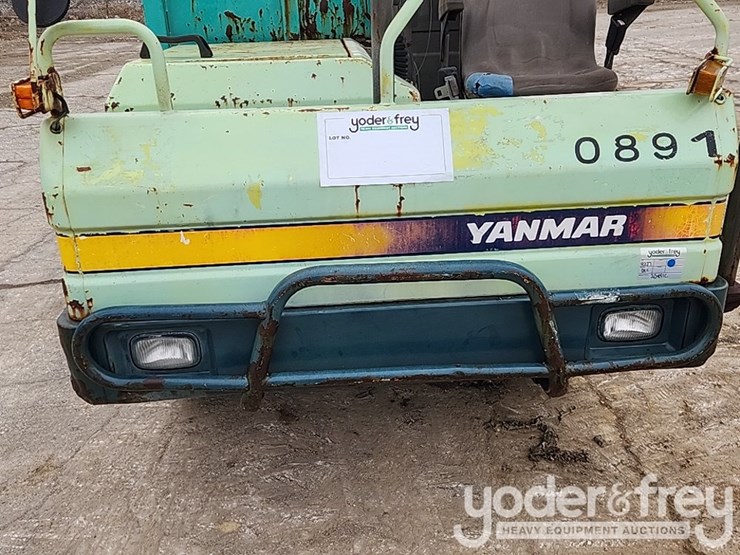 2005-yanmar-c30r-2-image-11