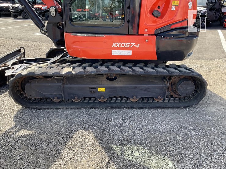 2020-kubota-kx057-4-image-16