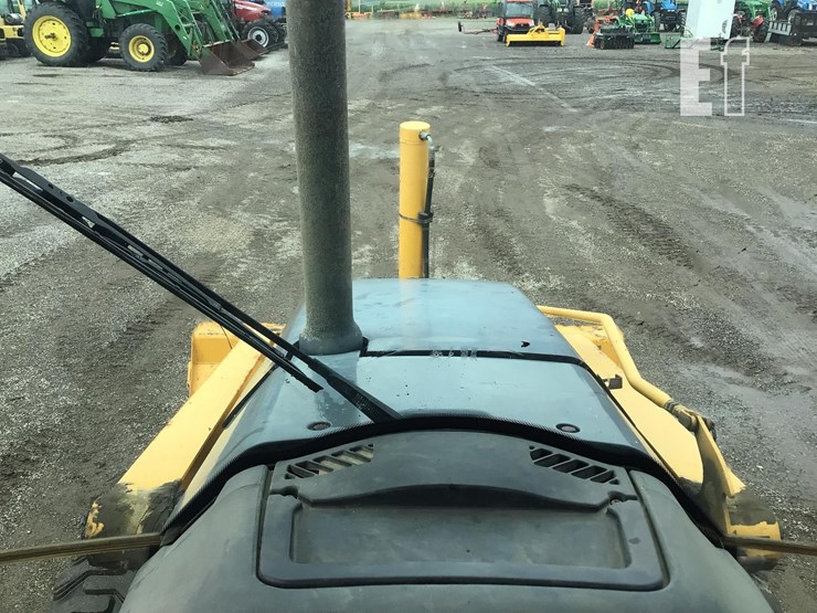 2004-deere-310g-image-10