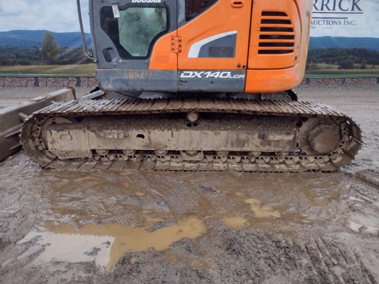 doosan-dx140-excavator-(qea-4093)-image-25