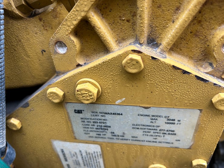 2007-caterpillar-c7-image-28