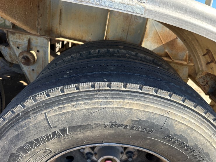 1986-fruehauf-tanker-image-6