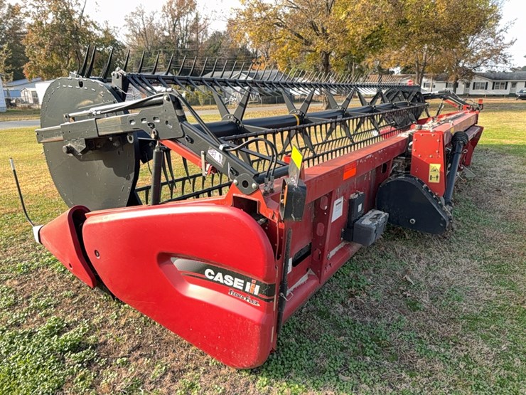 2014-case-ih-30-image-28