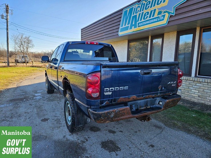 2008-dodge-ram-2500-image-3