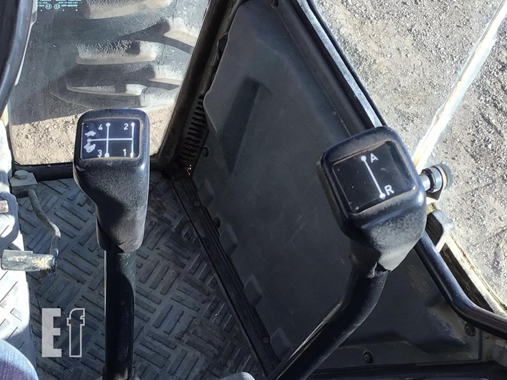 massey-ferguson-3680-image-17