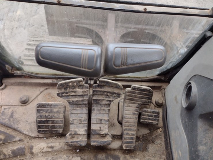 doosan-dx140-excavator-(qea-4093)-image-8