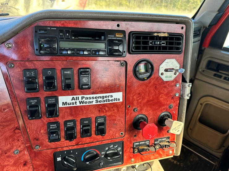 2005-international-9200i-image-73