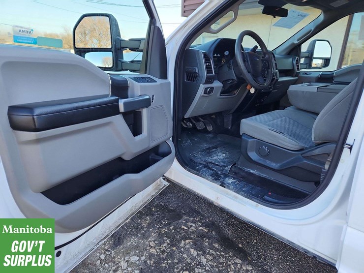 2017-ford-6.5-ft-image-10