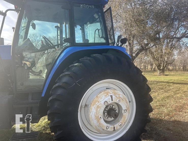 2003-new-holland-tm120-image-7