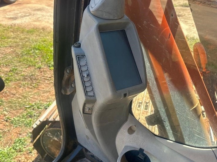 2012-hitachi-zx350-lc-5n-image-13