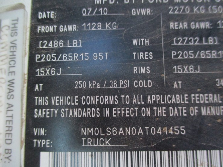 2010-ford-transit-connect-image-17