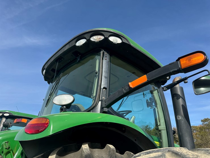 2010-john-deere-8295r-image-38