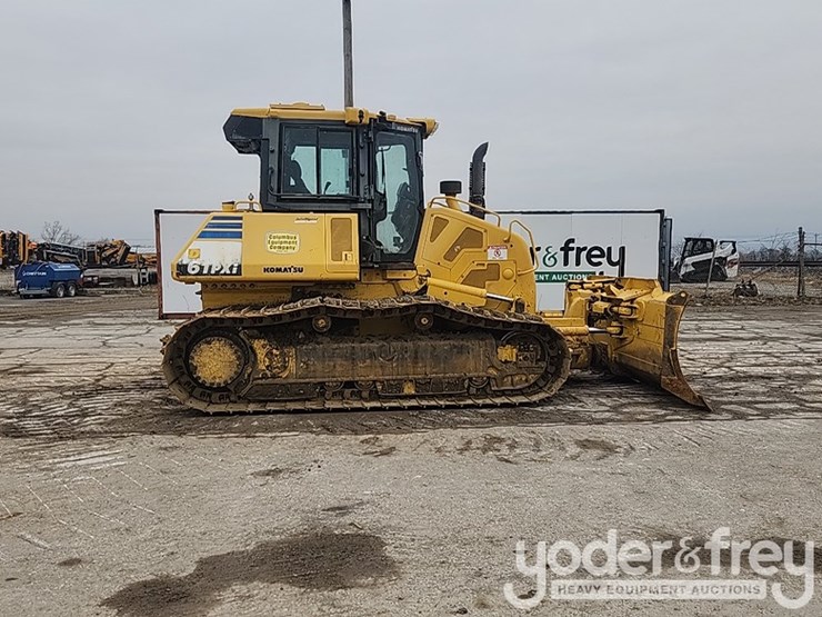 2017-komatsu-d61pxi-24-image-6