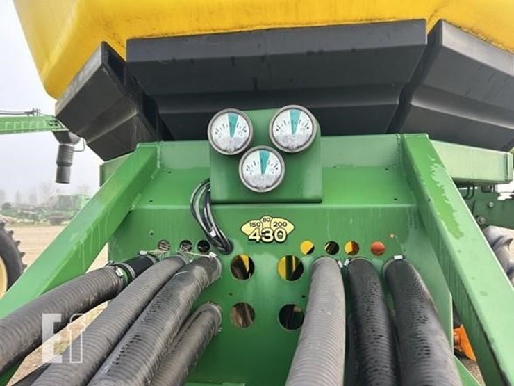 john-deere-1870-image-48