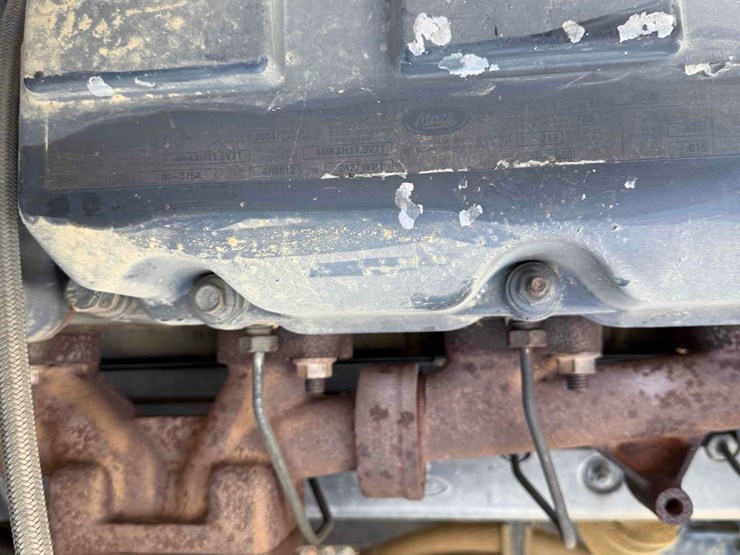 2005-mack-granite-ch713-tri-axle-dump-image-11