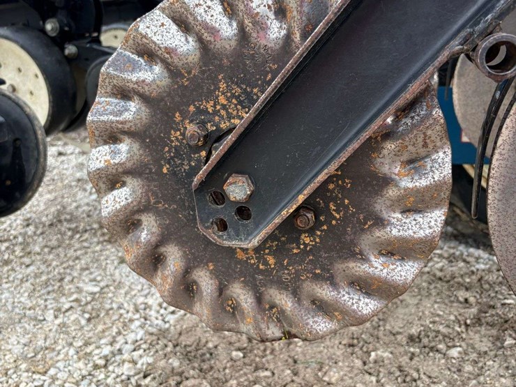 2005-kinze-3500-image-19