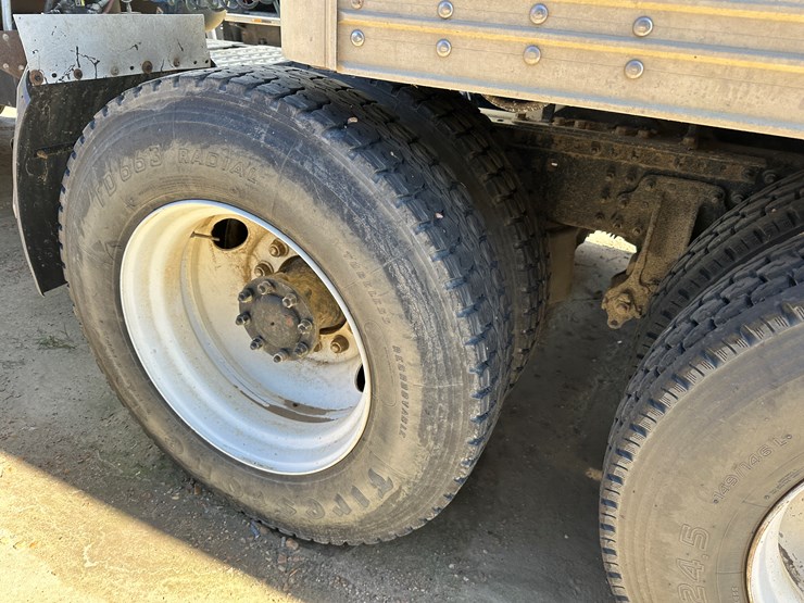 #33712-•-2011-mack-cxu-t/a-sleeper-truck-tractor-1m1aw09y5bm013138-image-7