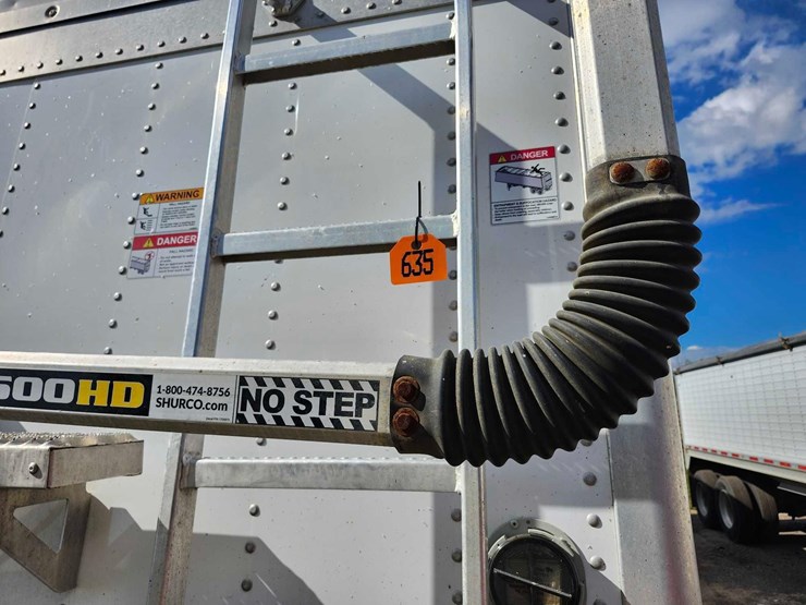 2023-prestige-hopper-bottom-trailer-image-17