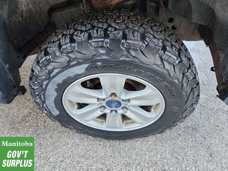 2015-ford-6.5-ft-image-10