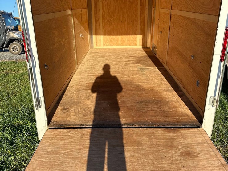 2022-homesteader-16'-enclosed-trailer-image-8