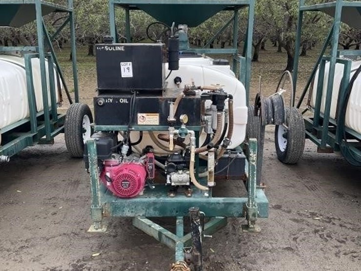 pbm-14'-400g-poly-mixing-tank-trailer-image-2