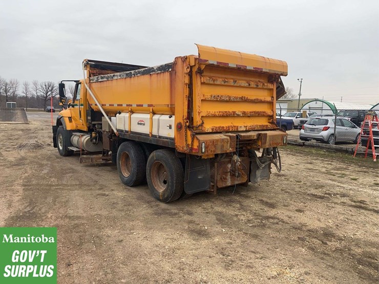 2011-international-workstar-7600-image-3