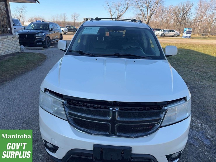 2012-dodge-journey-image-2