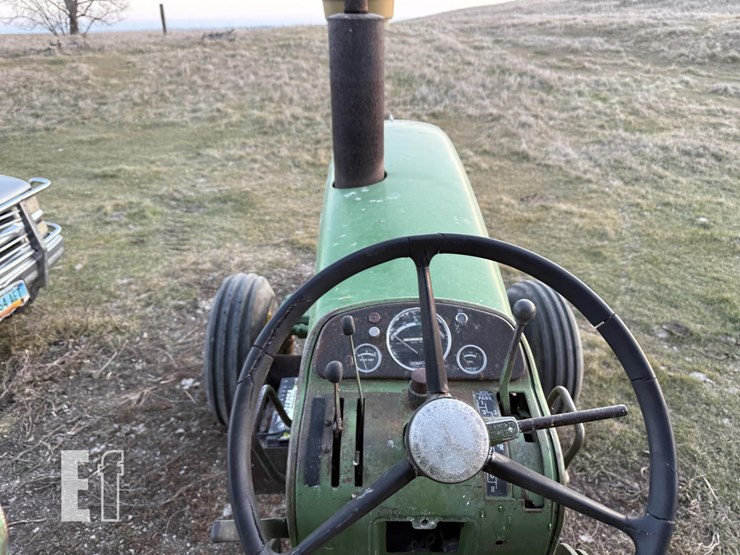 john-deere-4010-image-12