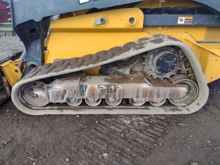 18-deere-333g-image-19