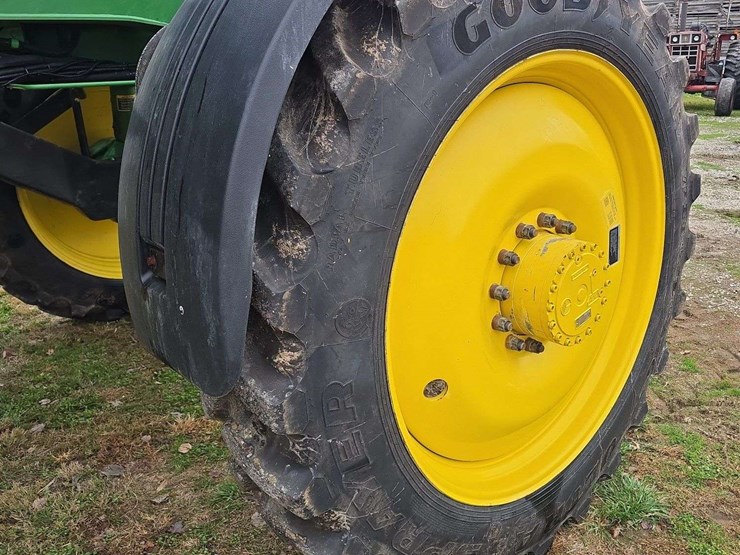 john-deere-4830-image-12