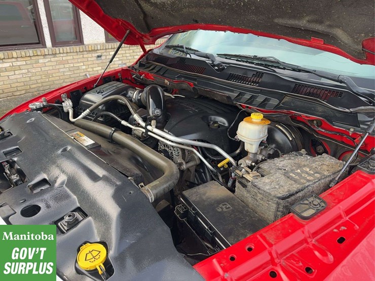 2016-dodge-1500-image-30