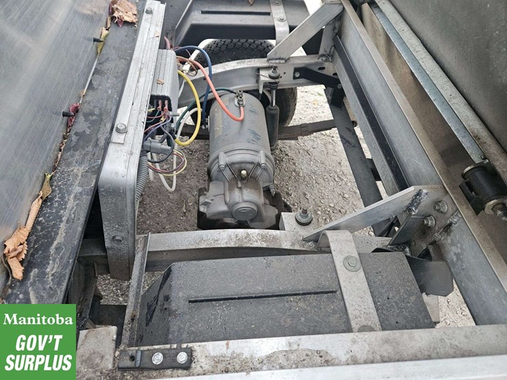 1999-club-car-turf-1-image-15